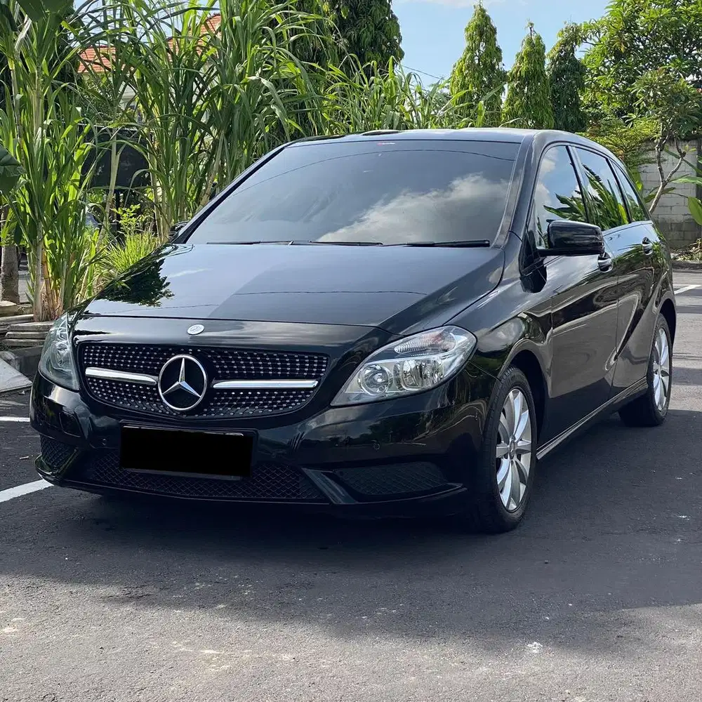 Mercy B200 W246 1.6 AT - 2013