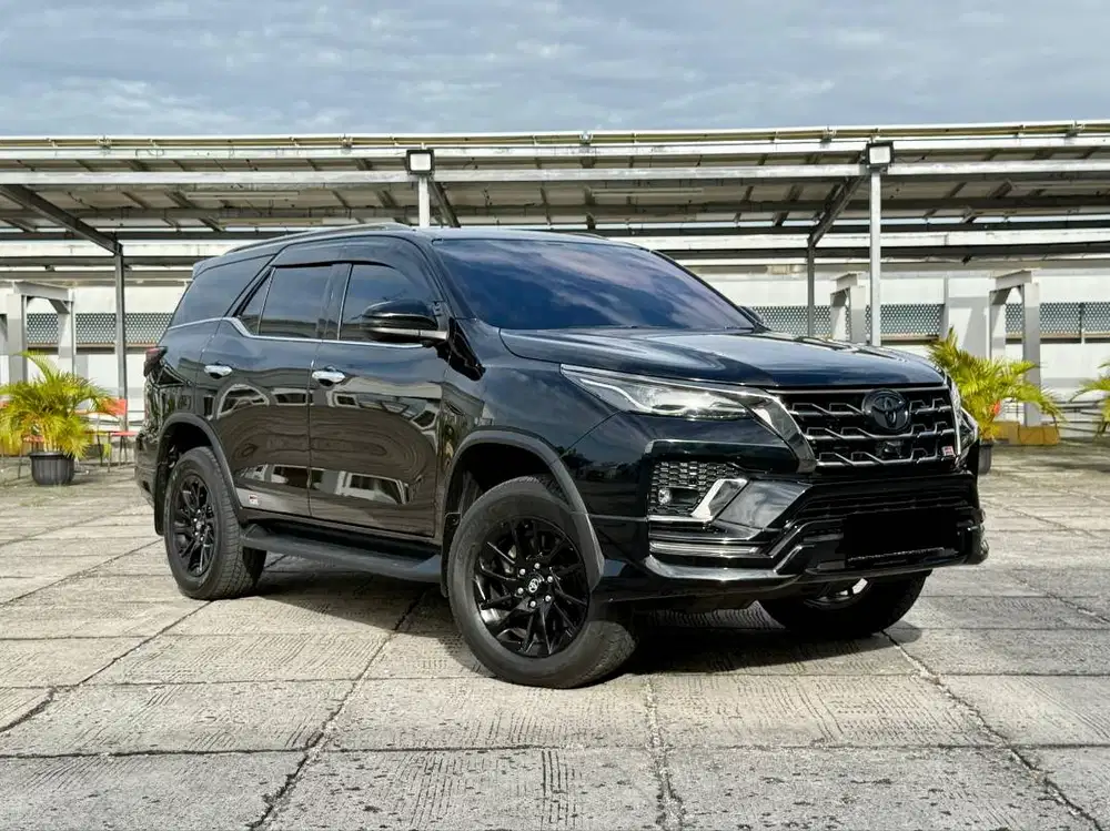 TOYOTA FORTUNER VRZ GR 2.8 2023