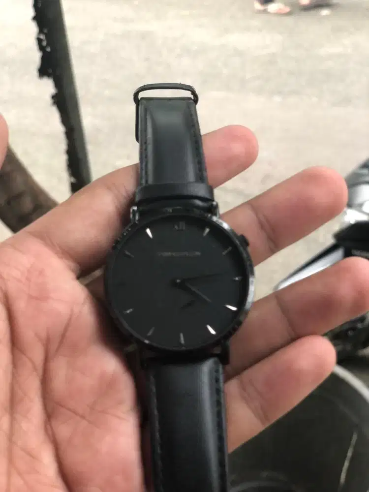 Jam Tangan Hanna Martin