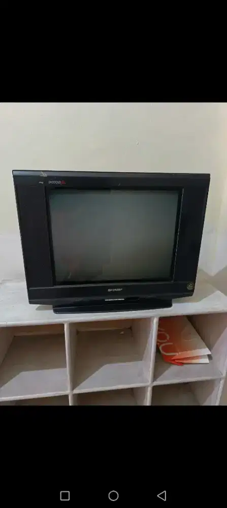 TV Merk Sharp 25'