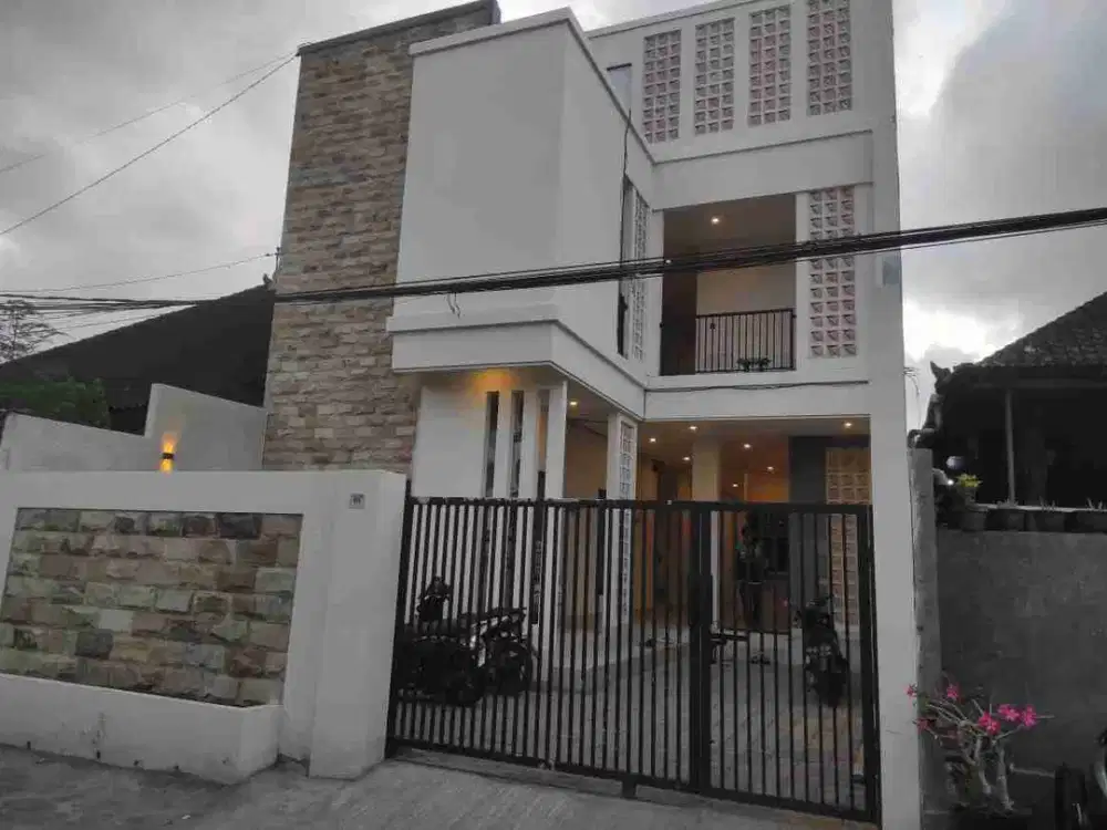 Jual Bangunan Baru Kos kosan Elite Full Furnished & Sudah Full Penghuni area Strategis untuk investasi