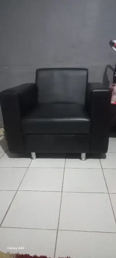 Sofa tamu 1,untuk santai sambil baca