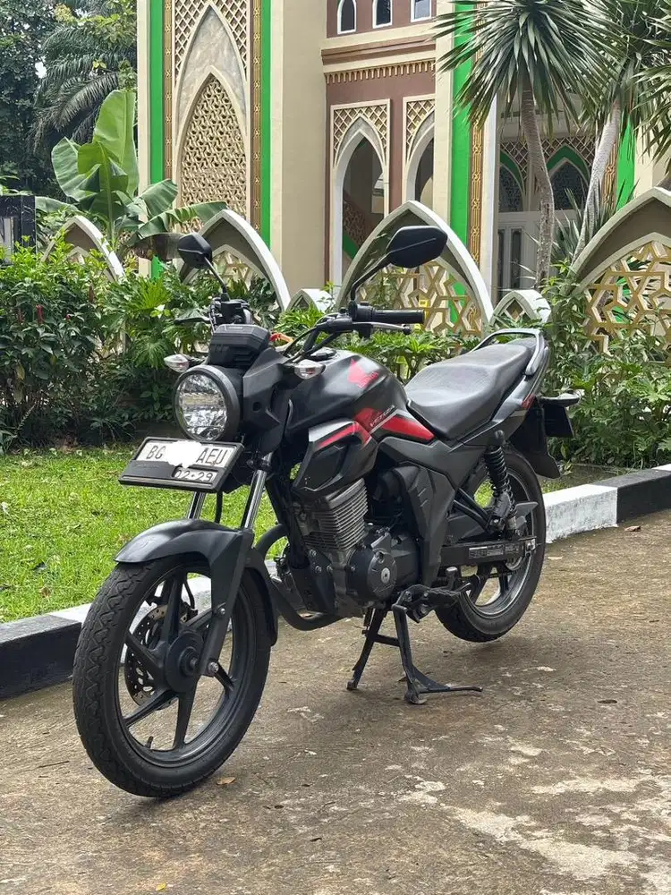 HONDA CB 150 VERZA 2024 WARNA HITAM VERZA 150 cc