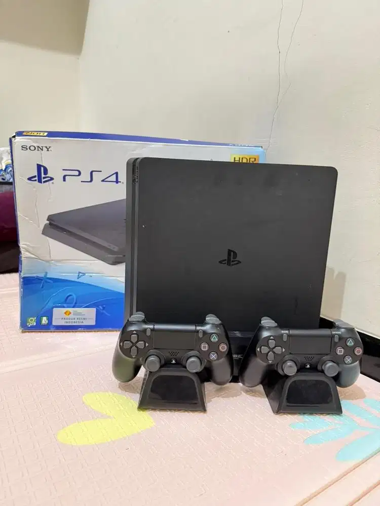 PS 4 Slim 500GB + 2DS +