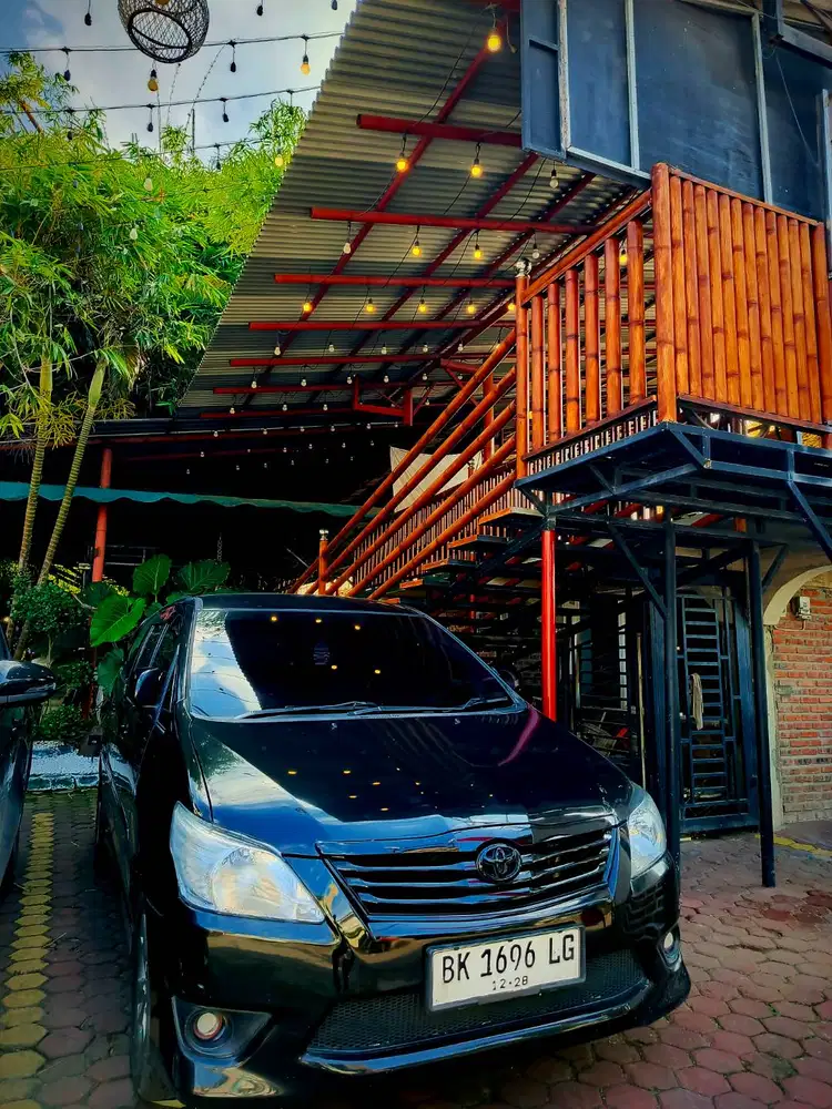 Innova diesel matic V 2.5