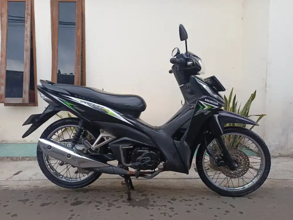 Honda revo fi 2016 lengkap pajak hidup