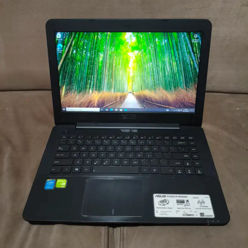 Laptop Asus Core i5 Dual VGA SSD 256 GB