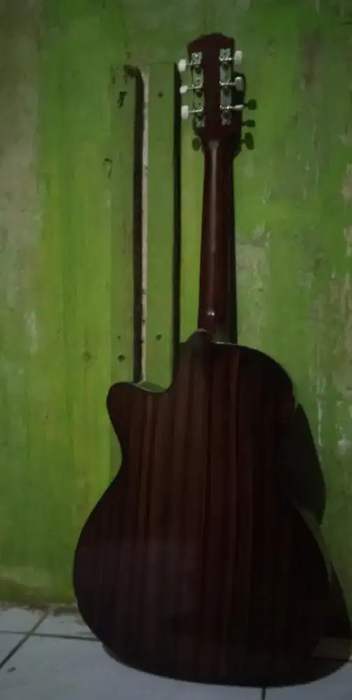 jual gitar Yamaha Mio minus siap pakai  jarang pakai