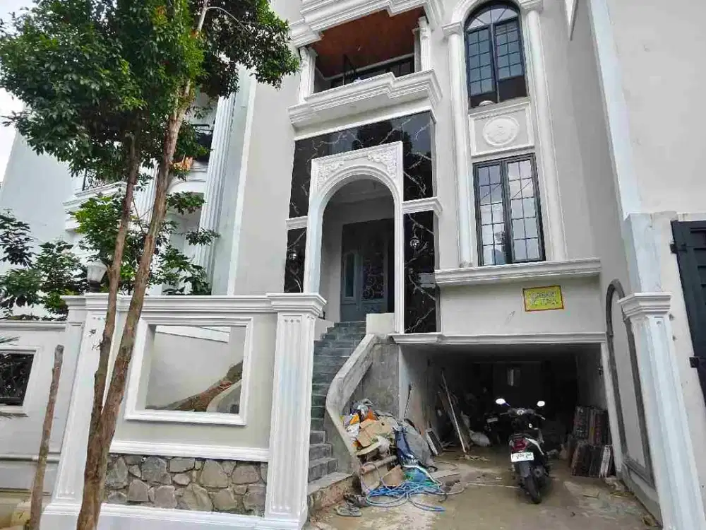 RUMAH MEWAH KAV.DKI JAGAKARSA, JAKSEL