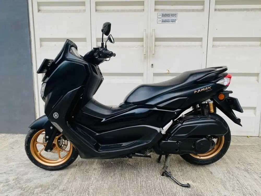Jual Nmax 155 thn 2023 keyless super istimewa