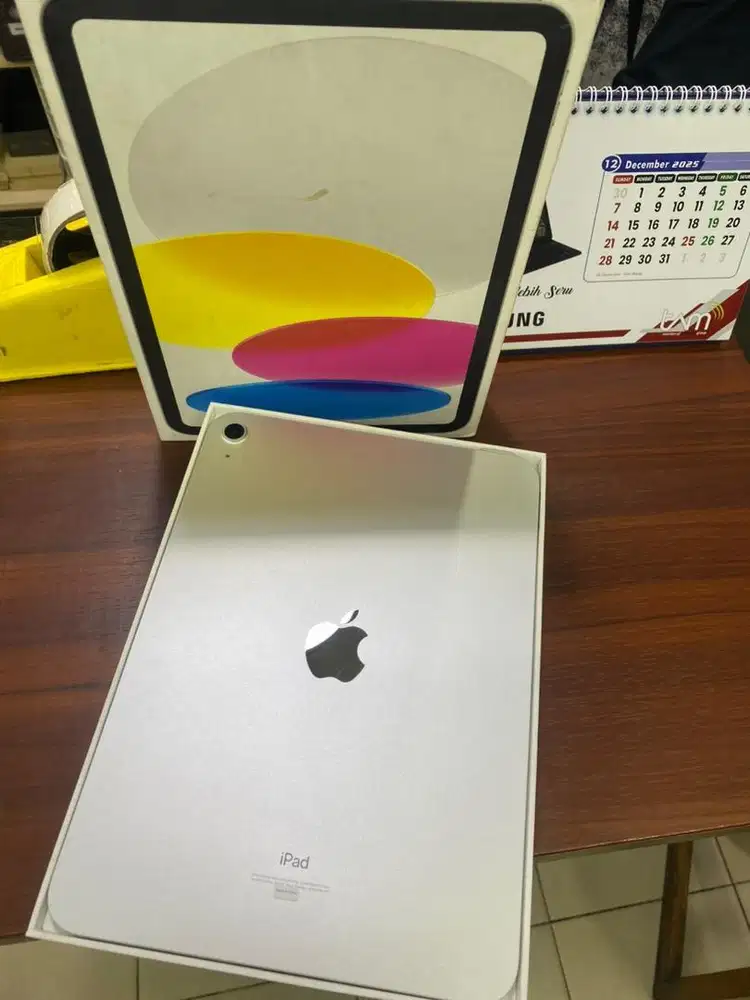 iPad 10 64GB Silver Eks iBox BH 97% Lengkap