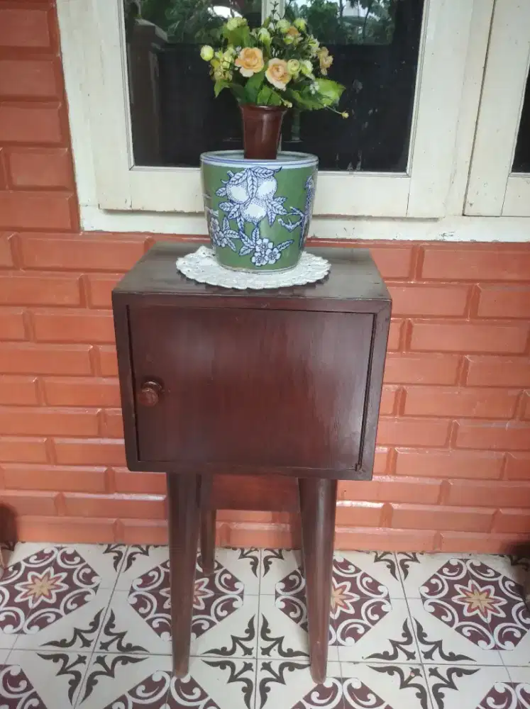 Meja Nakas Jengki Jadul Retro Antik Vintage Kuno