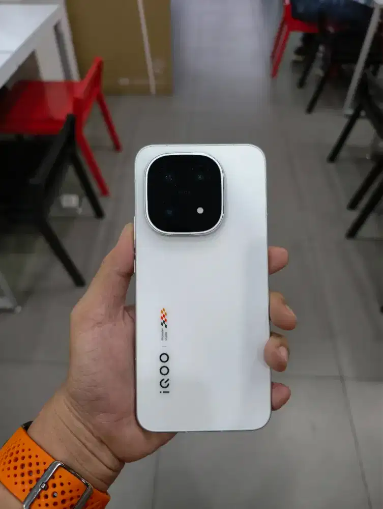BARU IQOO 15 (512GB/1TB)