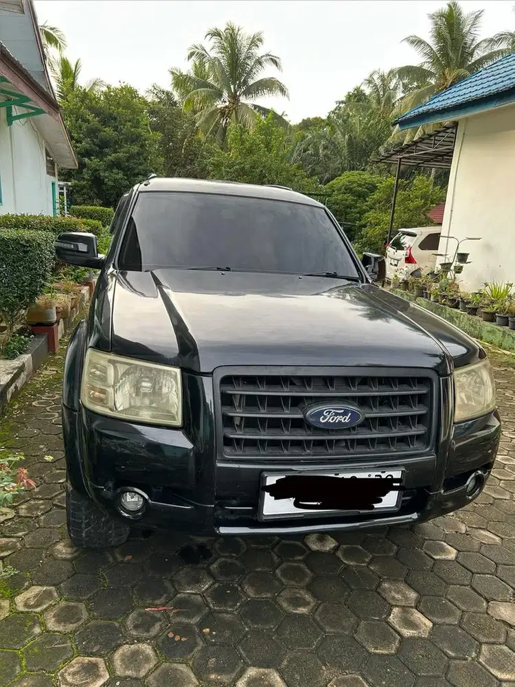 Di jual Ford everest