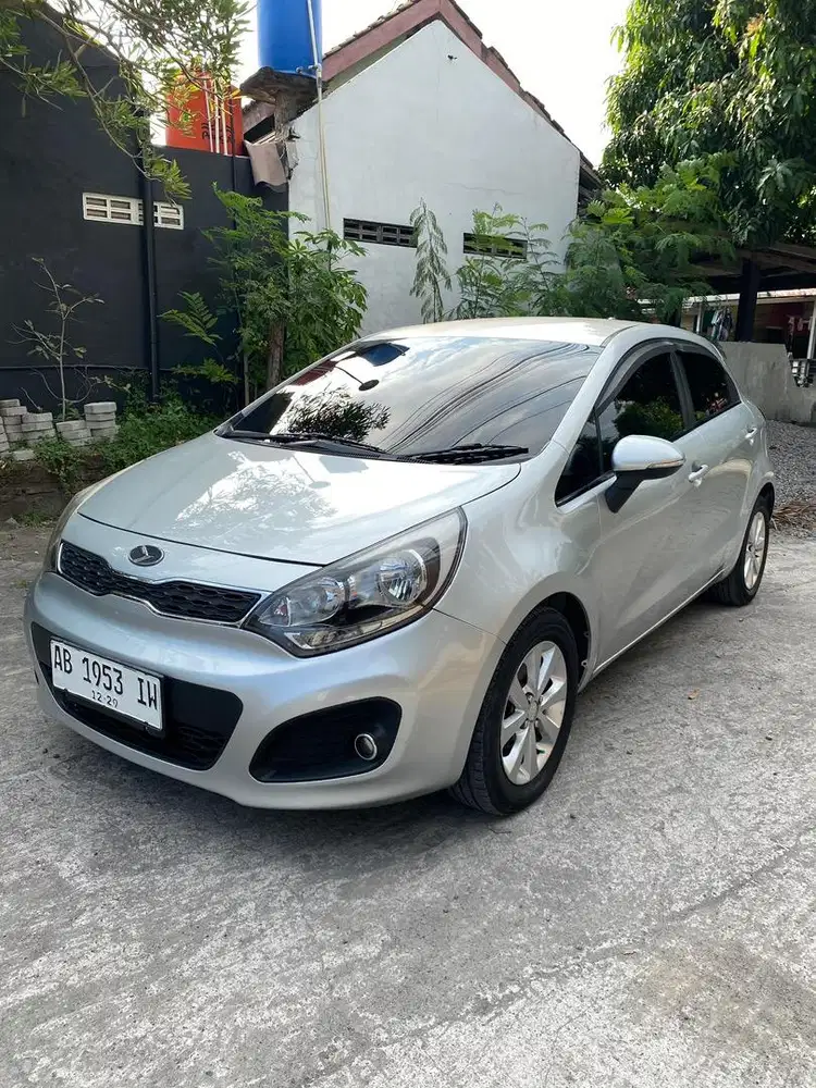 KIA RIO 2013 SE AT 1.4 ISTIMEWA TERAWAT BAGUS