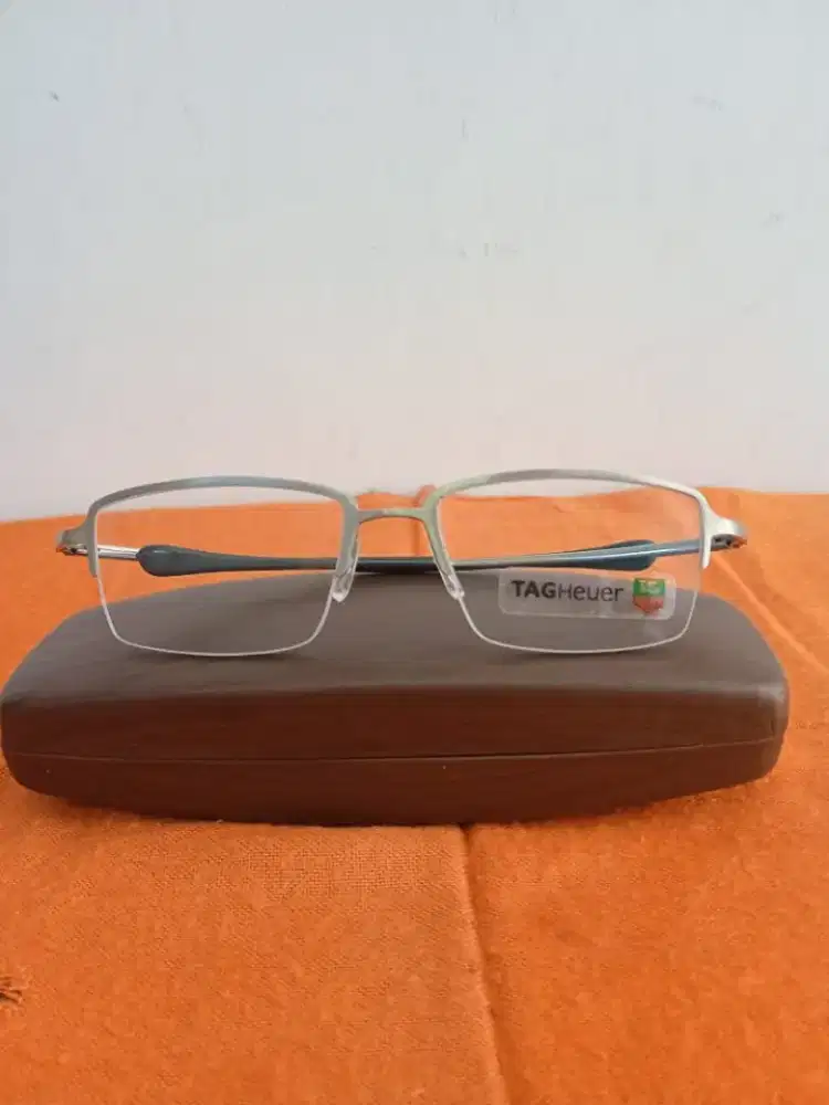 KACAMATA TAG HEUER