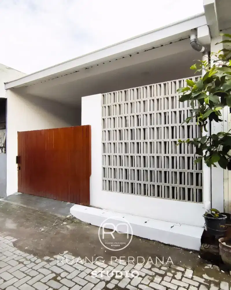 RUMAH BARU - Solo baru sektor 9 Gedangan