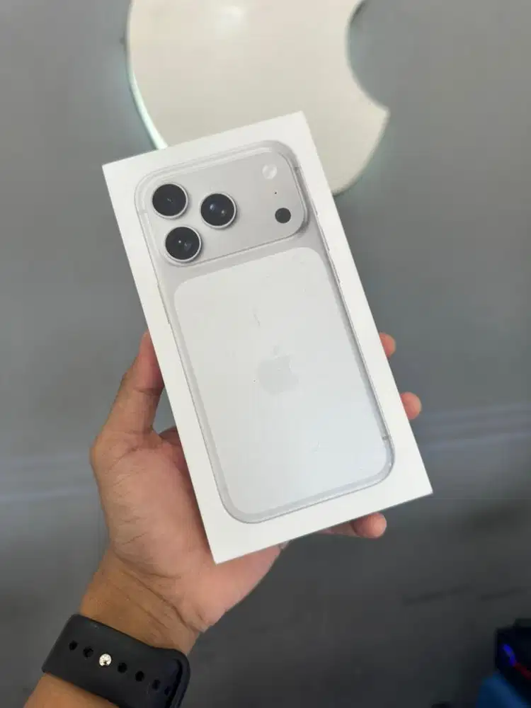 Iphone 17 pro 256 GB new silver