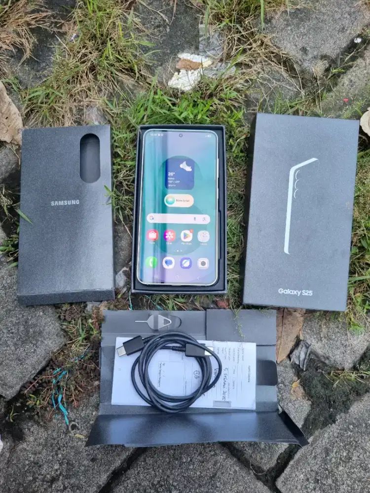 Samsung Galaxy S25 Second/Sein 12/512 GB Fullset Garansi on