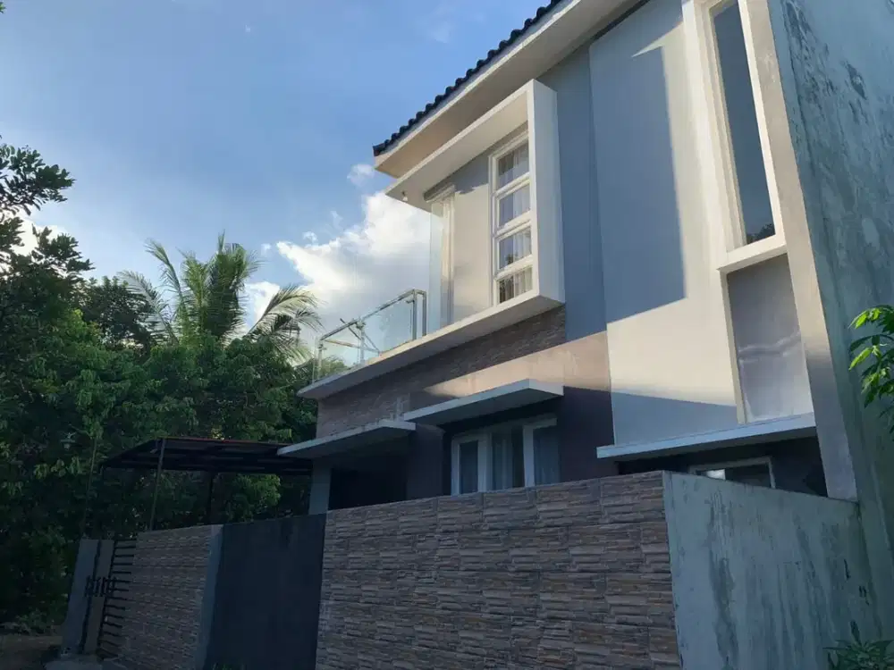Dijual Rumah 2 Lantai Hanya 30 meter dari Jalan Letkol Subadri dekat SDN Jumeneng - pasar cebongan - pemda sleman