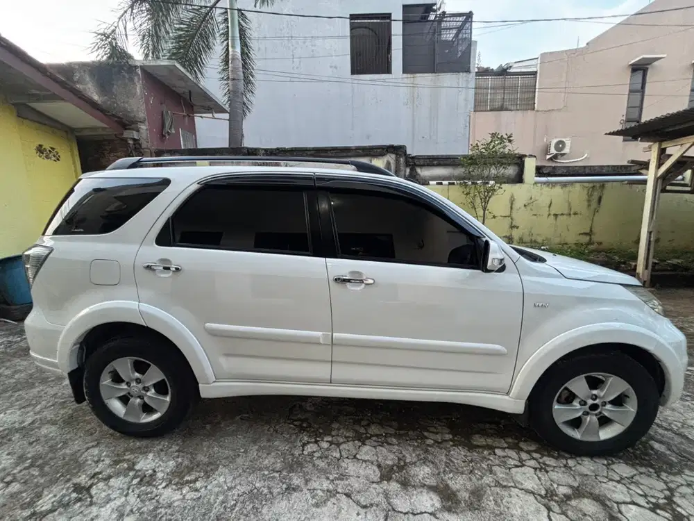 Toyota Rush 2014 Bensin