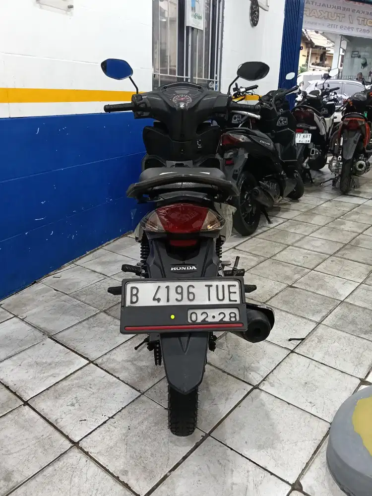 DIJUAL CASH HONDA REVO FIT 110 FI THN 2018 PAJAK OFF 2X SIAP PAKAI