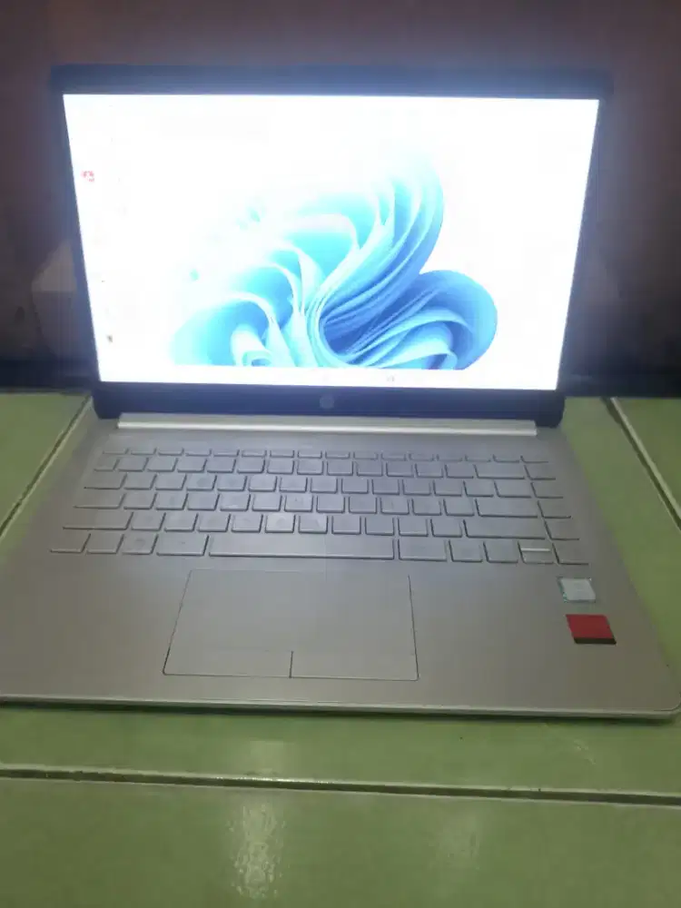 Laptop hp i7 gen 8