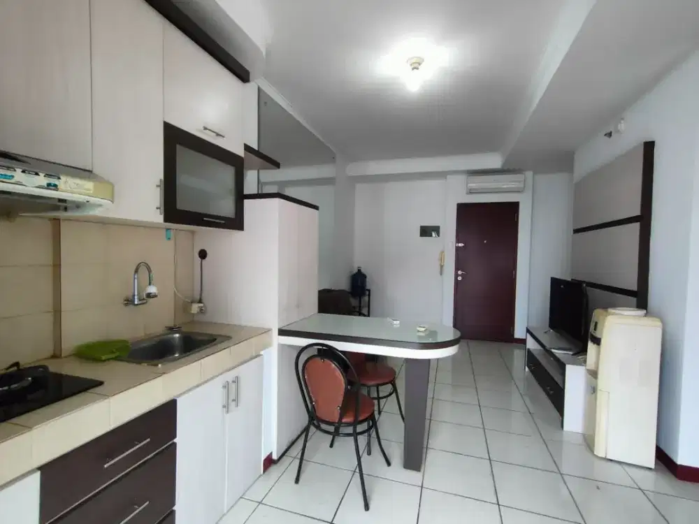 Disewakan Apartemen 2BR Mediterania Garden Residences 2 Furnish Lantai Tinggi Lokasi Paling Strategis dekat Mal Central Park dan Gedung kantor APL