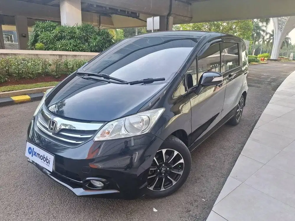 TDP Rendah -  Honda Freed 1.5 S Bensin AT 2014 Hitam