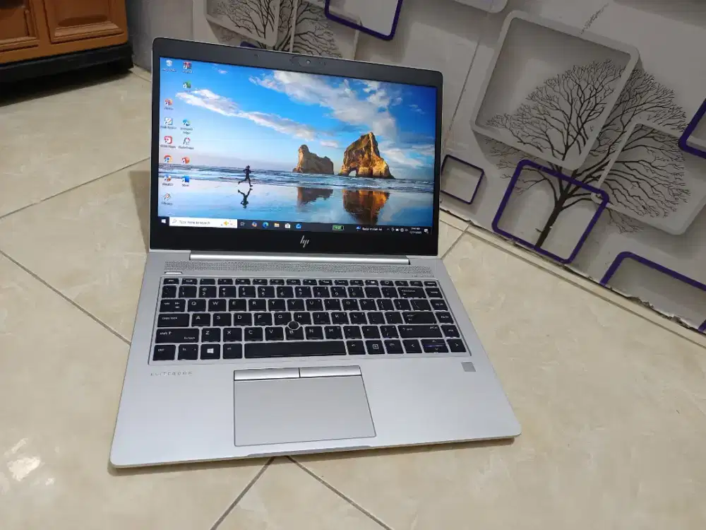 HP Elitebook Ryzen 5 PRO dg ram 8gb,ssd 256gb,layar full HD mantap