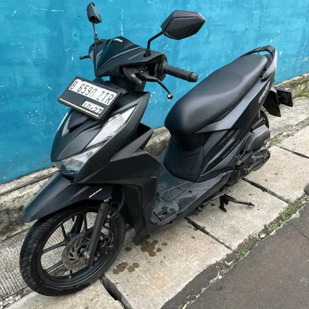 Beat Deluxe tahun 2022 dijual Mampang depok