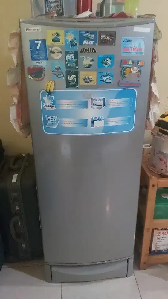 Kulkas 1 pintu merk AQUA