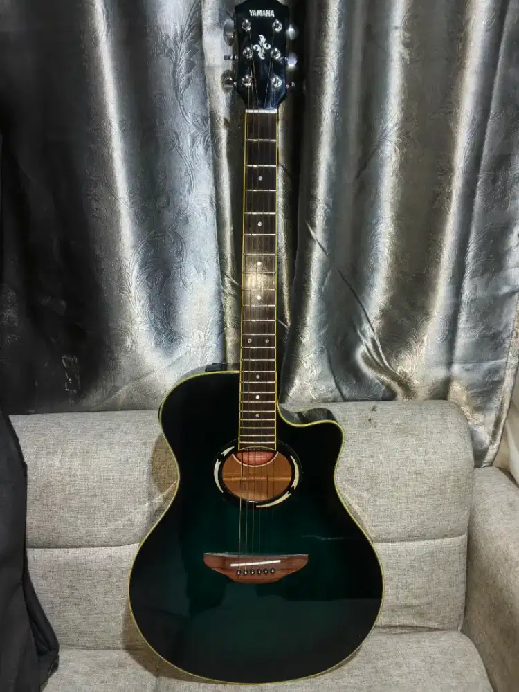 Gitar Akustik Elektrik Yamaha APX 500II