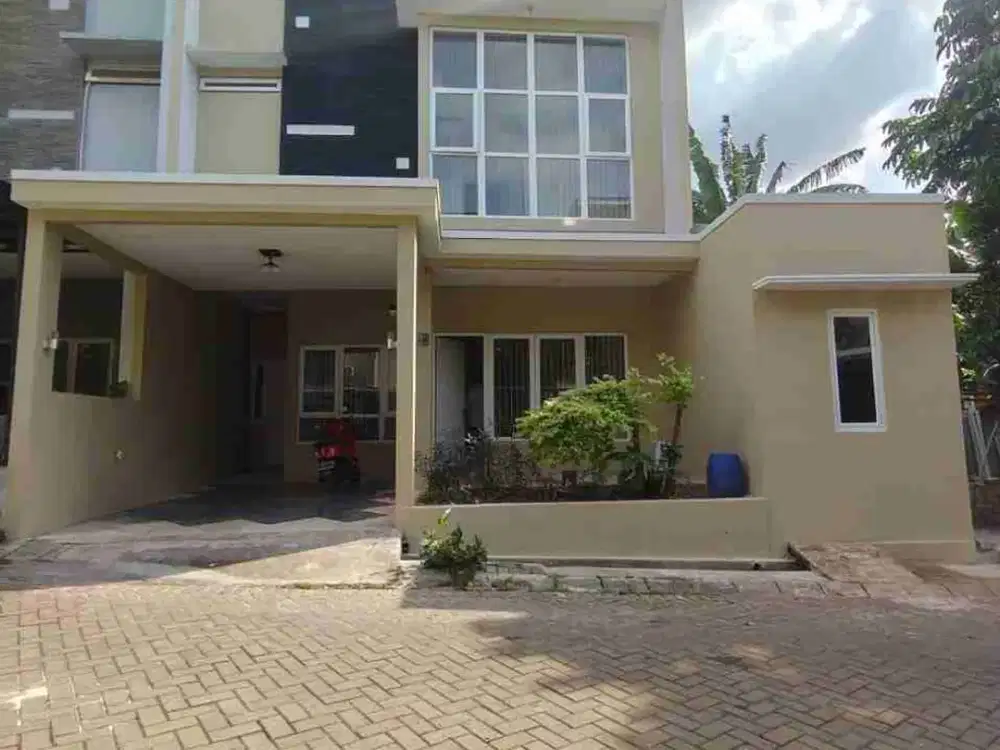 Dijual Rumah 2 Lantai   Dalam Cluster Di  Pondok Kelapa Jakarta Timur
