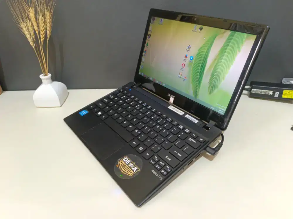 Laptop Acer V5-131 Celeron 1007U Ram 2Gb Hdd 320Gb Murah Aja