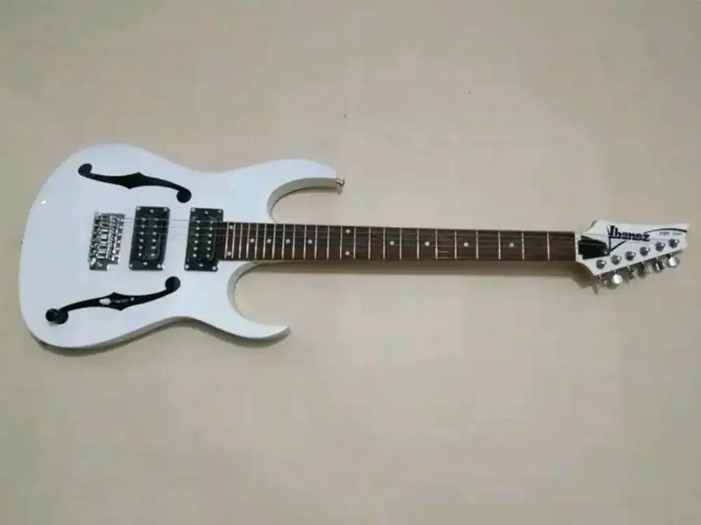 Gitar listrik Ibanez