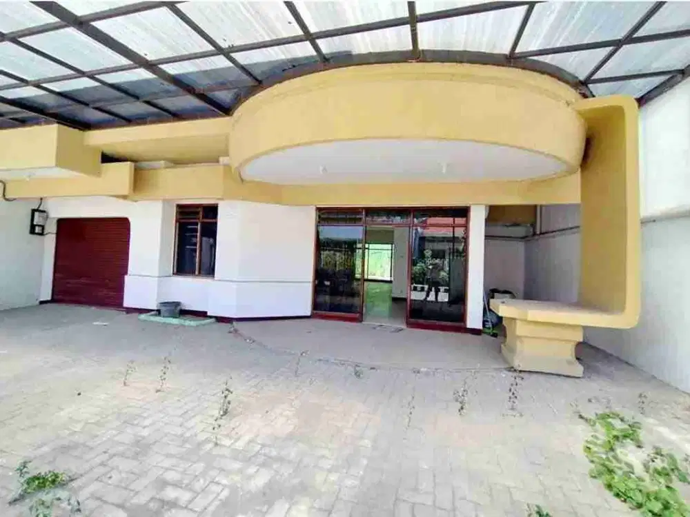 DIJUAL RUMAH STRATEGIS SURABAYA TIMUR TERAWAT