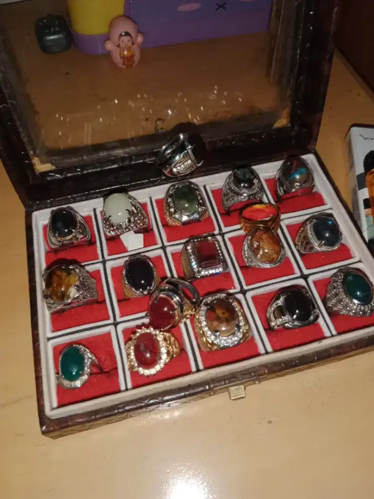 Baru akik borong semua