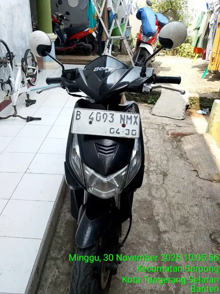 Beat karbu 110cc warna hitam