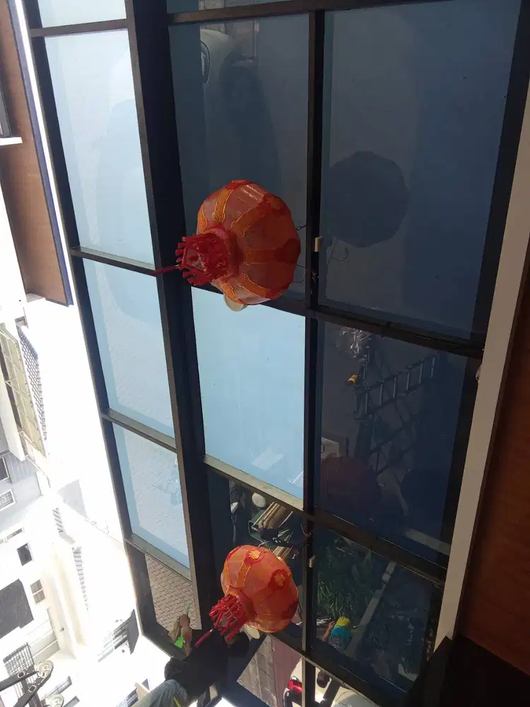 Jasa Pemasangan Sticker Kaca Film Rumah