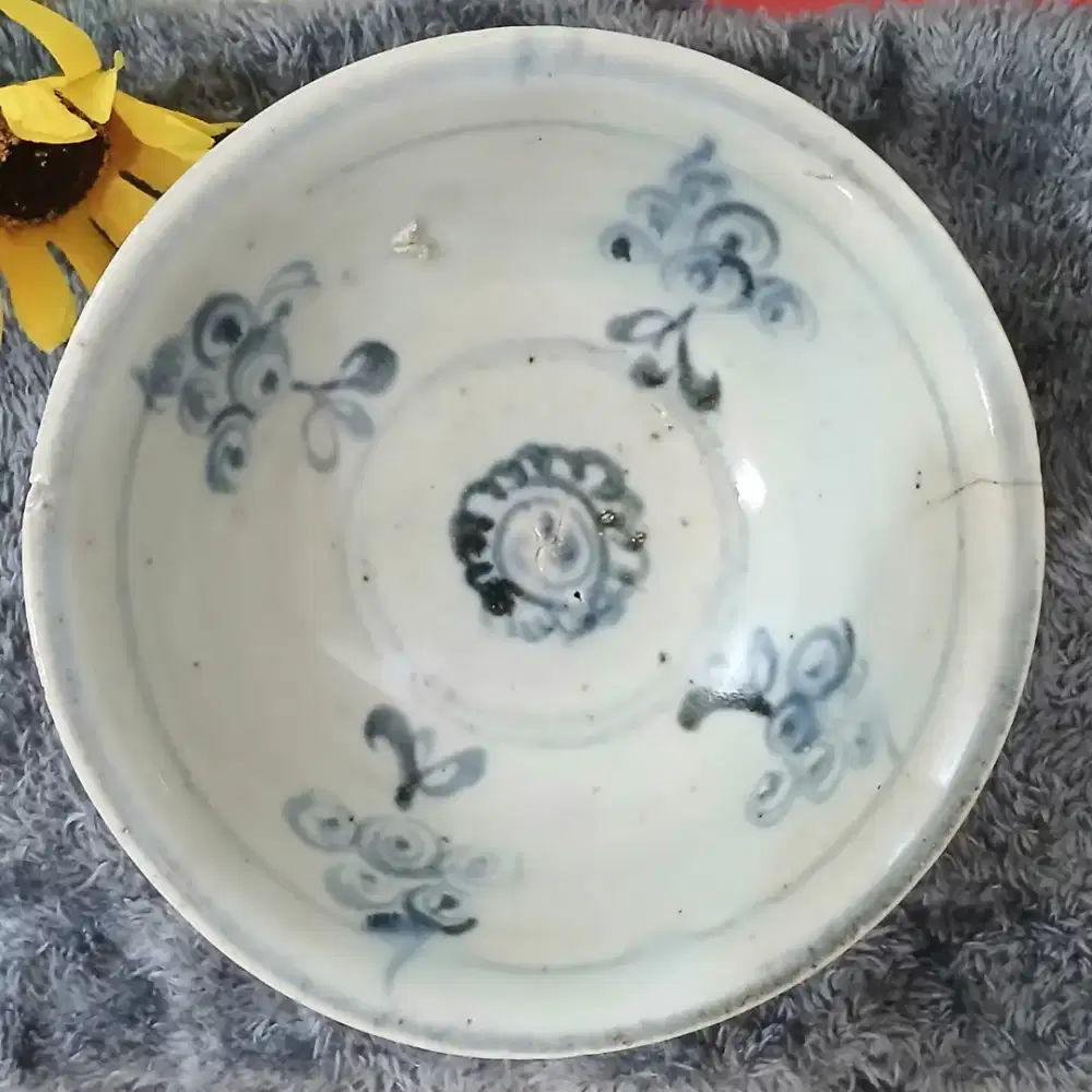 Keramik mangkuk antik handmade lukisan tangan bunga Dinasty Ming
