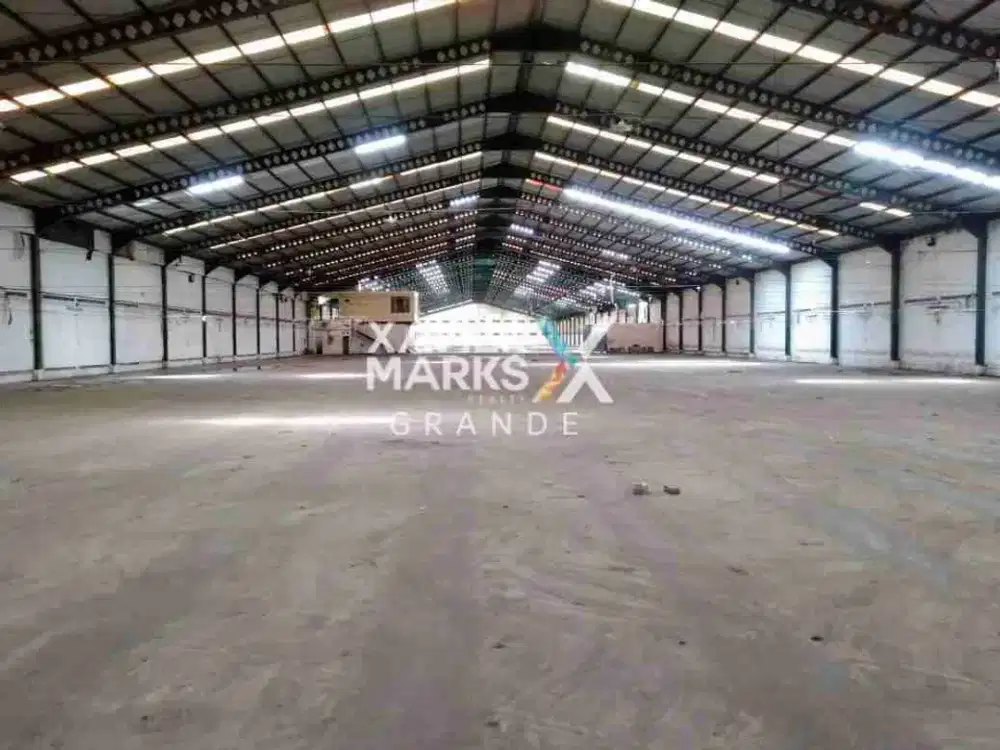 BARANG LANGKA DIJUAL MURAH GUDANG LUAS DI LAWANG, MALANG