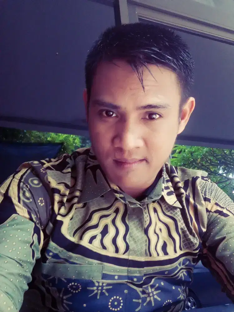 Sedang mencari atau membutuhkan pekerjaan sebagai driver