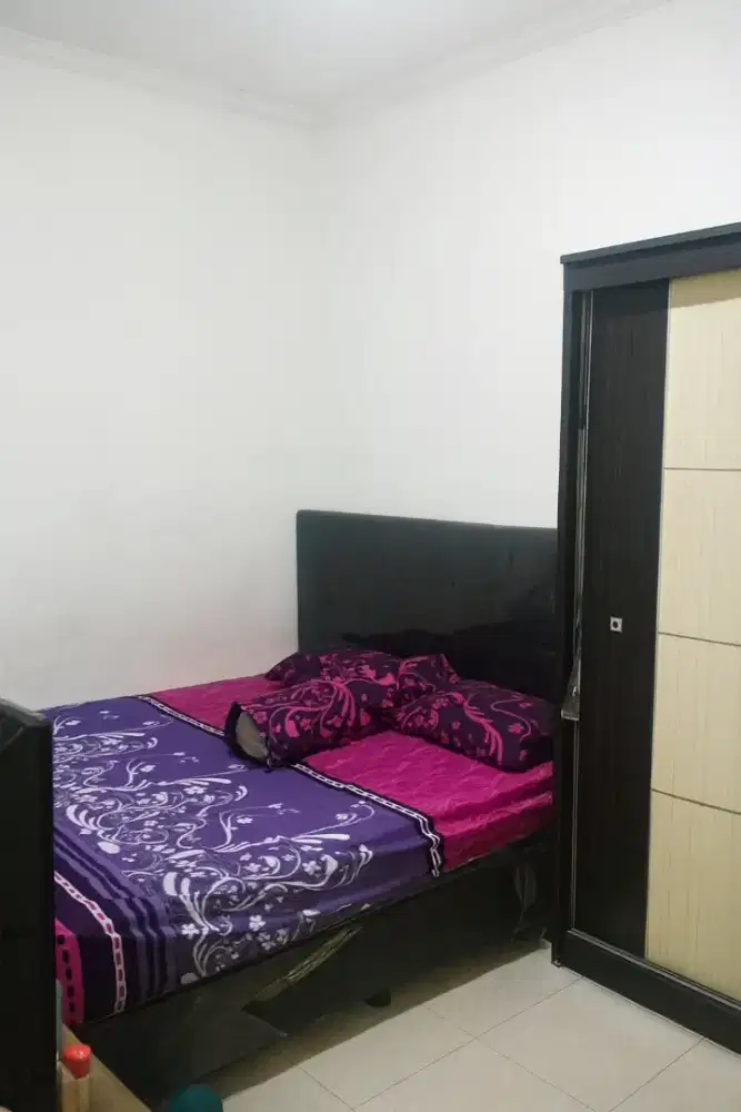 dijual kasur+dipan+ Central springbed 180×200