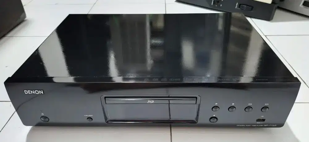 Denon DBT-1713UD blueray cd player