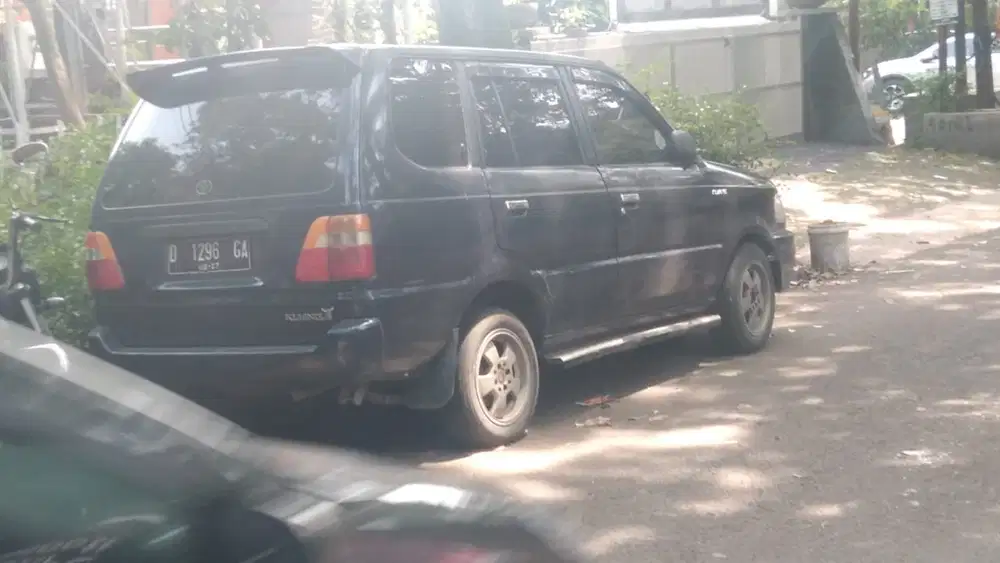 Toyota Kijang 2003 Bensin