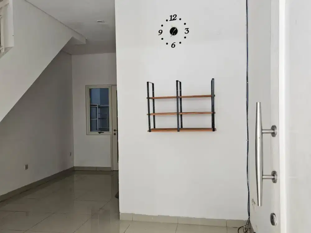 Disewa Rumah Layar Permai PIK, 4x12, 2KT, Ada AC