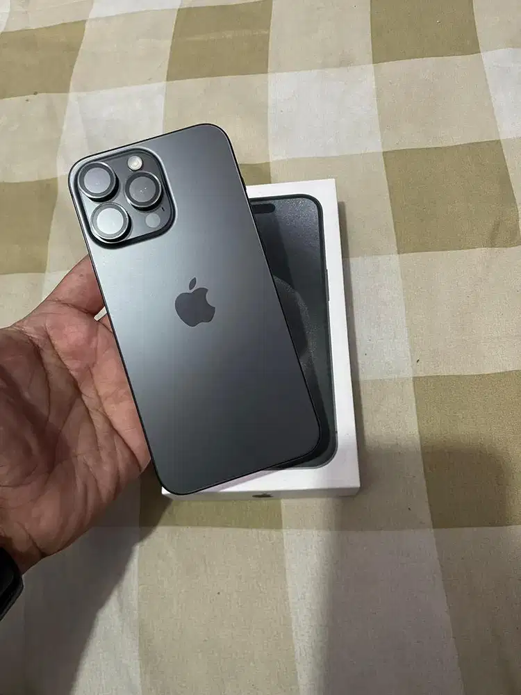 Iphone 15 pro max 256 all oprator