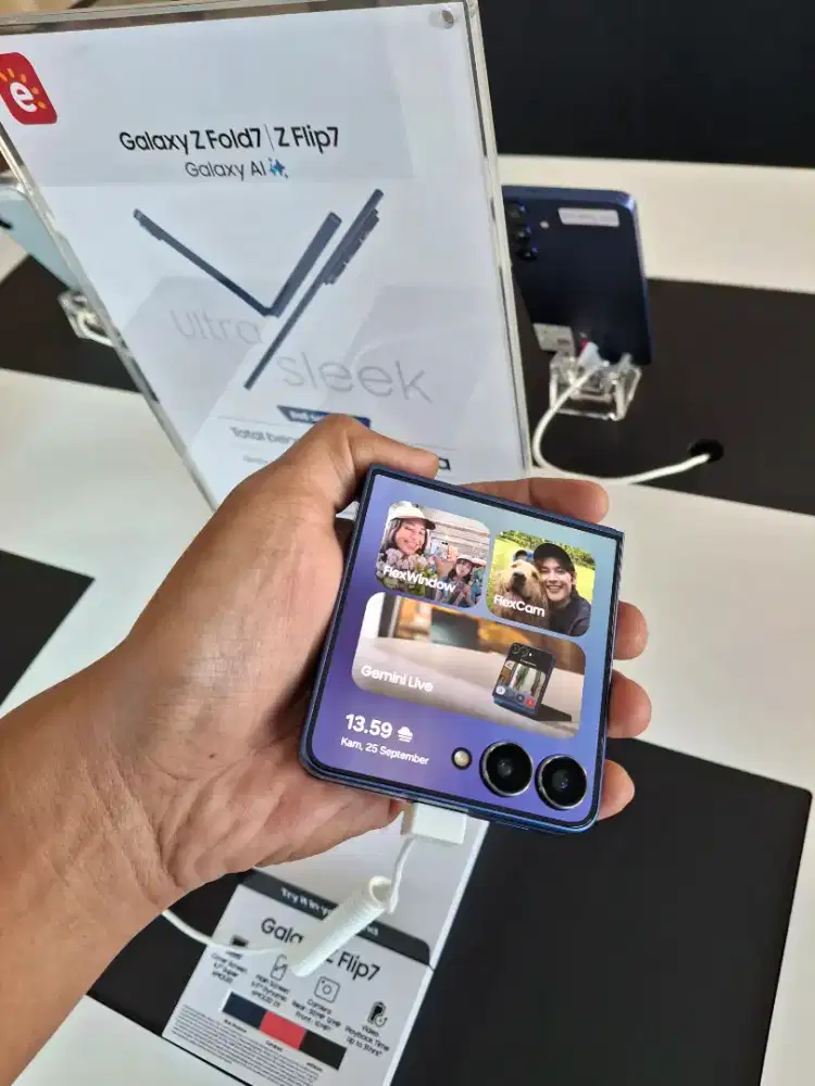 SAMSUNG Z FLIP 7 DISKON 3 JUTA BUNDLING JAM FIT 3, CHARGER DAN SPEAKER