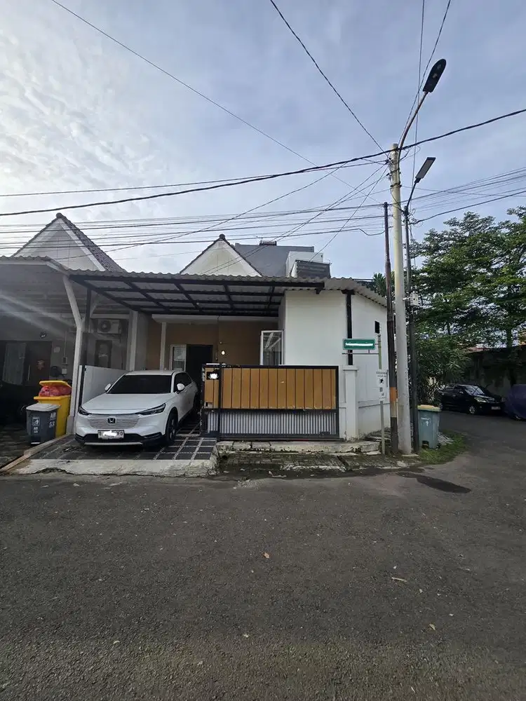 Dijual Murah posisi hook perumahan CATALINA BSD